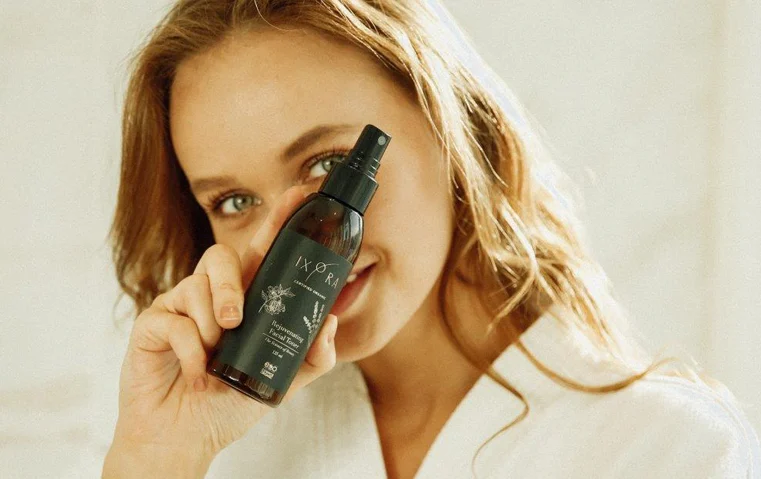 تعريف بالتونر وأهميته في روتين العناية بالبشرة